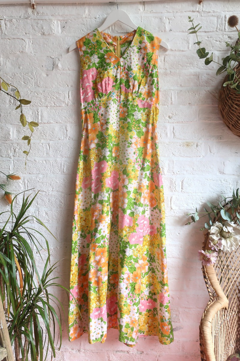 garden party vintage dress Unique Vintage Beige Floral Print Garden Party Swing Dress