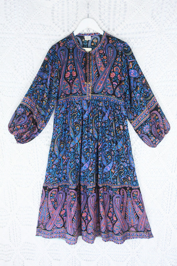 Florence Midi Dress in Midnight Sapphire Paisley Floral