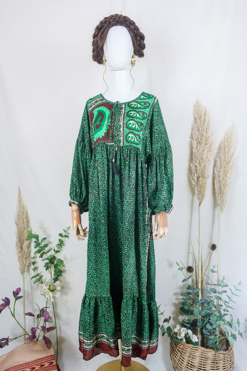 Vintage Sari Smock Maxi | Green & Brown Paisley XS | All About Audrey All About Audrey Vintage Boutique Vintage Sari Smock Maxi | Green & Brown Paisley XS | All About Audrey All About Audrey Vintage Boutique