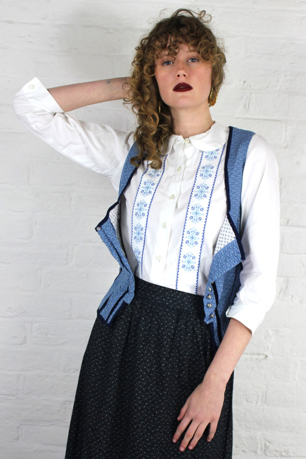 Vintage 70s Bavarian Style Shirt in White With Blue Cross Stitch Design - S