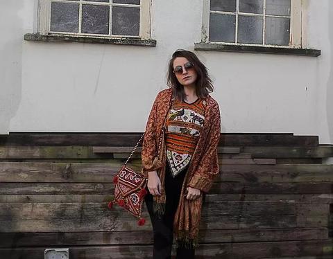 This antique heavily beaded Indian top is to die for 💕