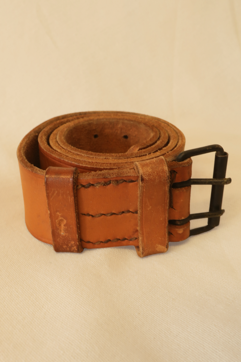 Vintage Belt - Warm Brown Leather