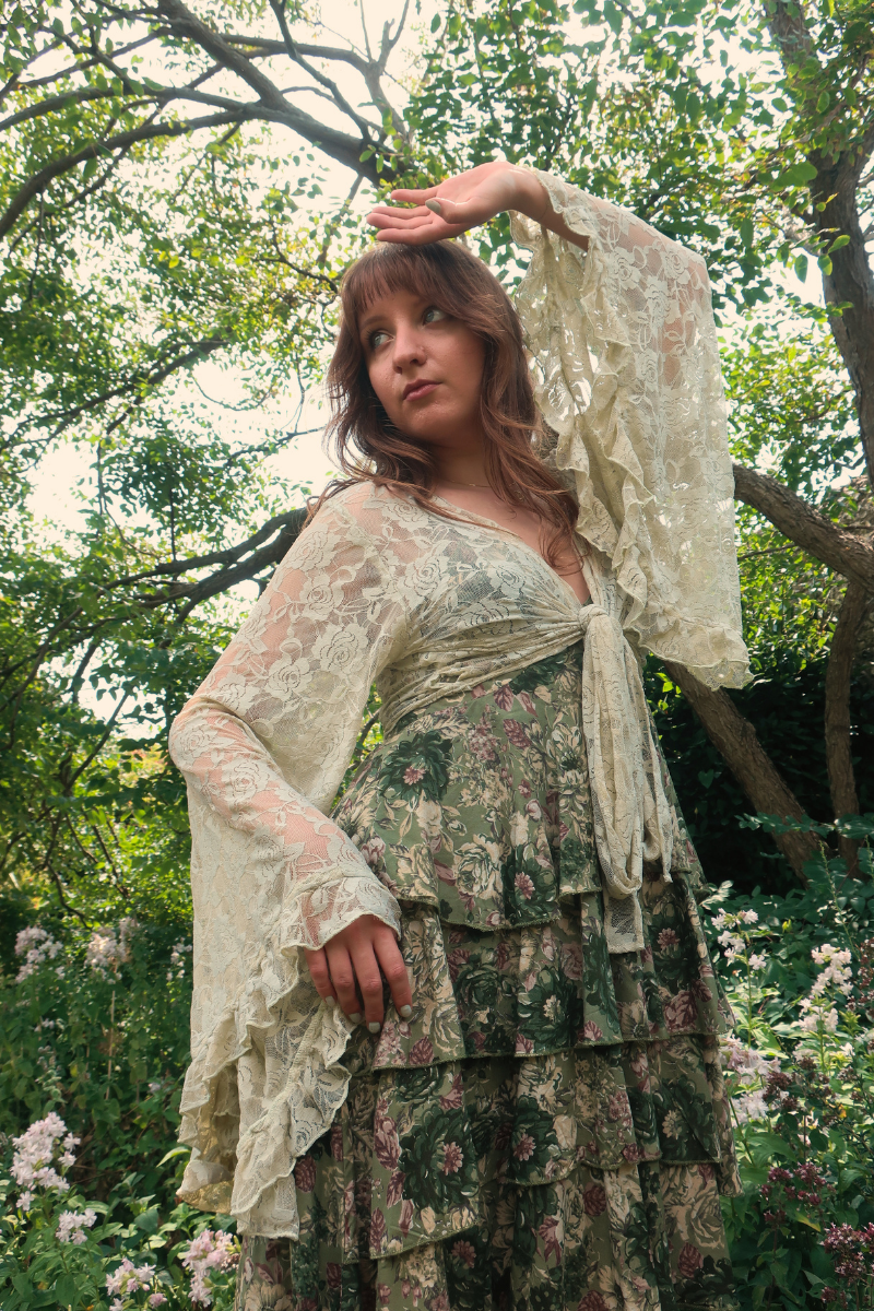 Venus Wrap Top in Pistachio Green Chantilly Lace