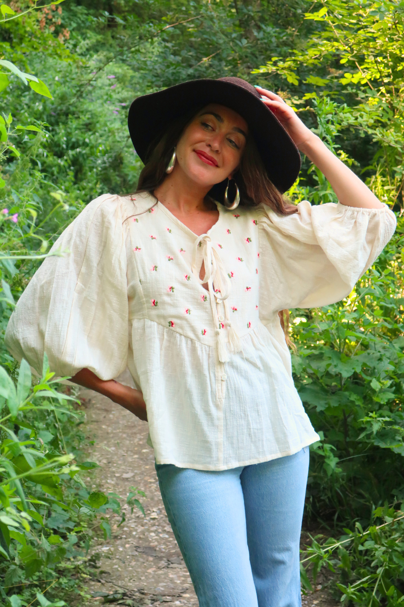 Iris Embroidered Folk Top in Parchment Cream