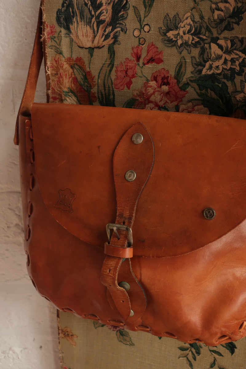 Vintage Bag - Tan Leather Satchel