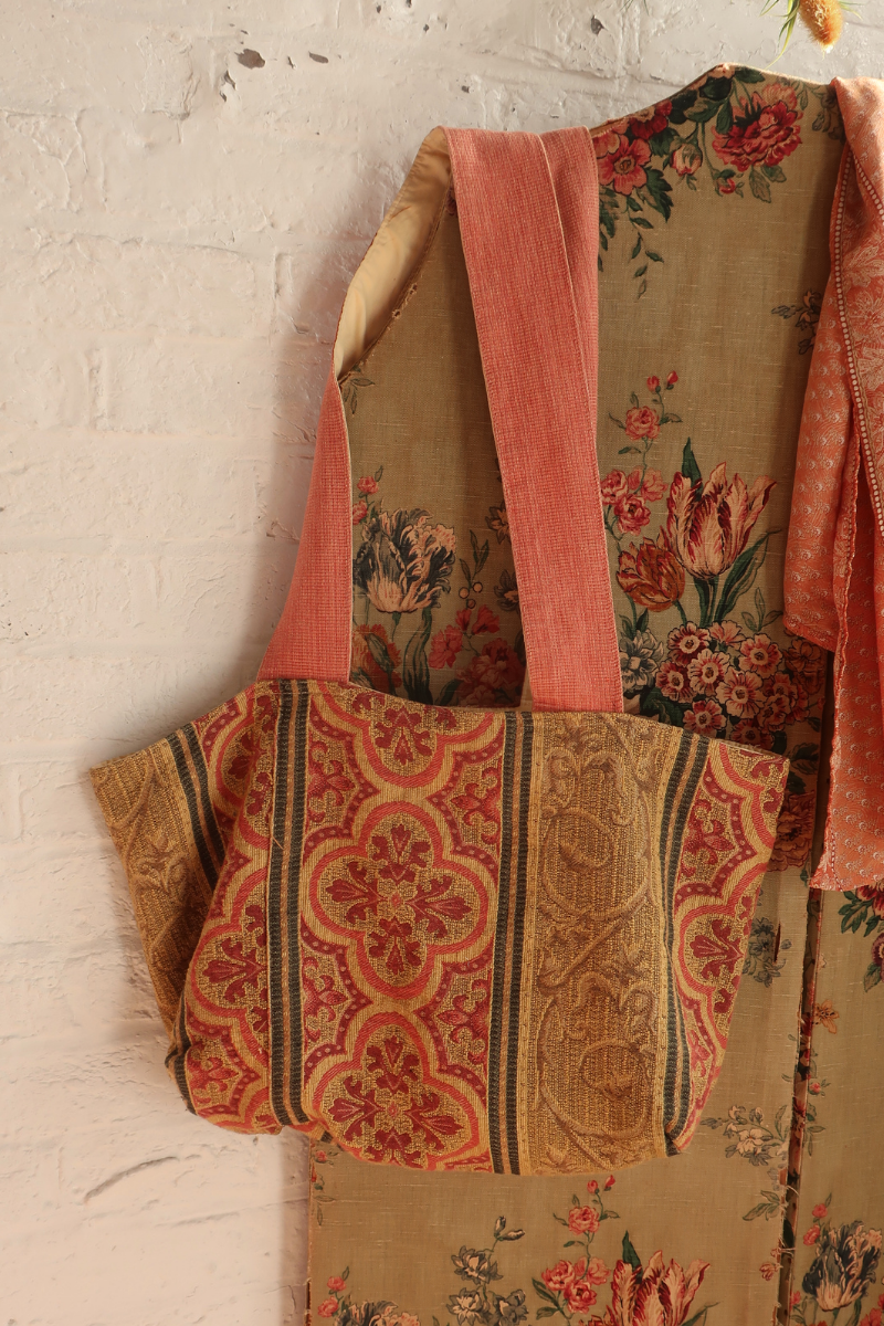 Vintage Bag - Blush Pink Tapestry