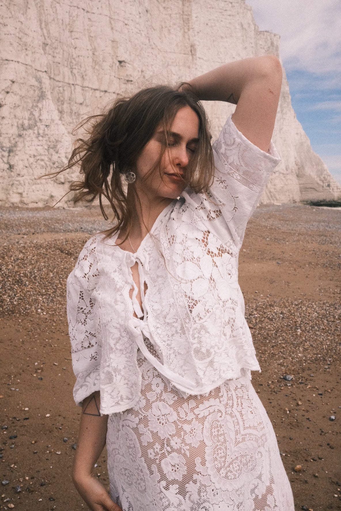 Francesca Cropped Blouse in Dandelion White Lace - Free Size
