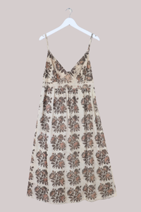 Isobel Maxi Dress in Sand & Bronze Block Print Roses