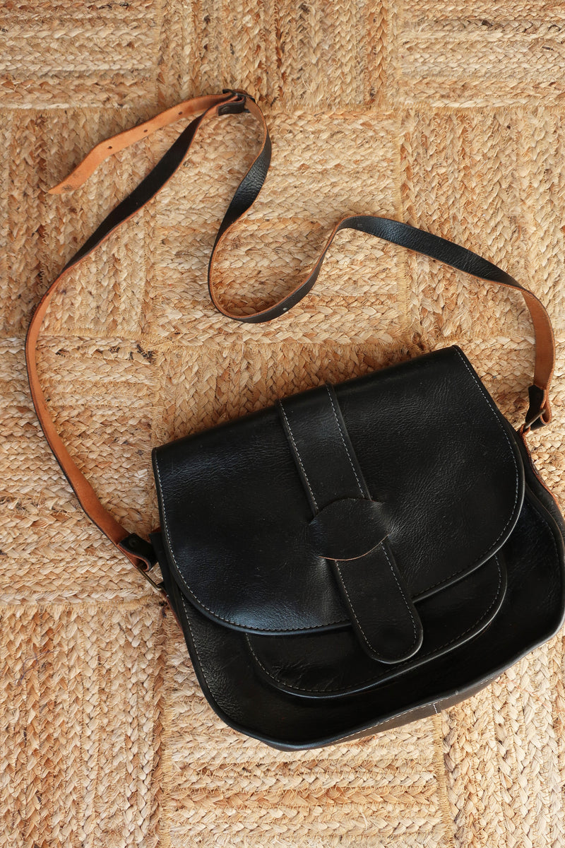 Vintage Black Leather Crossbody Purse