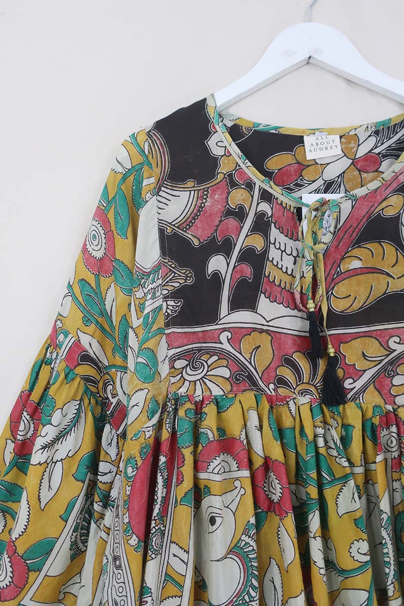 Daisy Boho Top - Faded Turmeric Partridge Portrait - Vintage Indian Cotton - Size M/L by All About Audrey