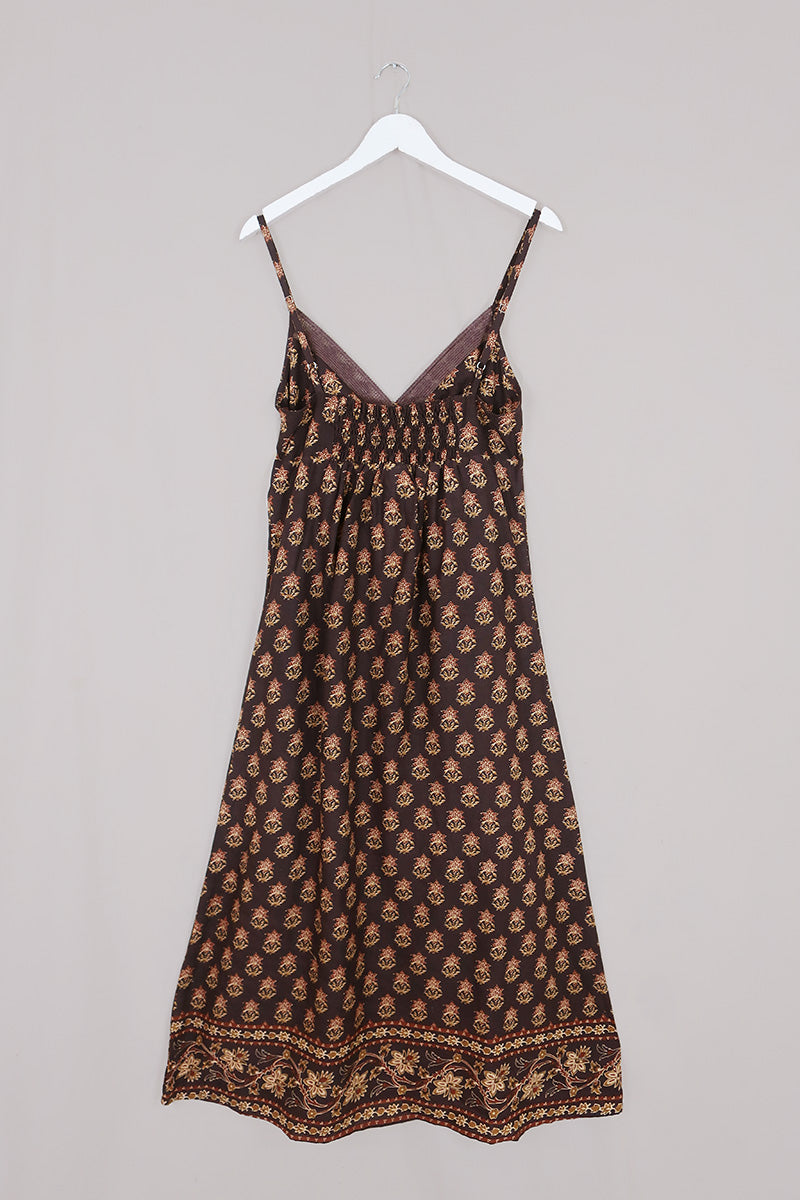 Isobel Maxi Dress in Saddle Brown Block Print Floral