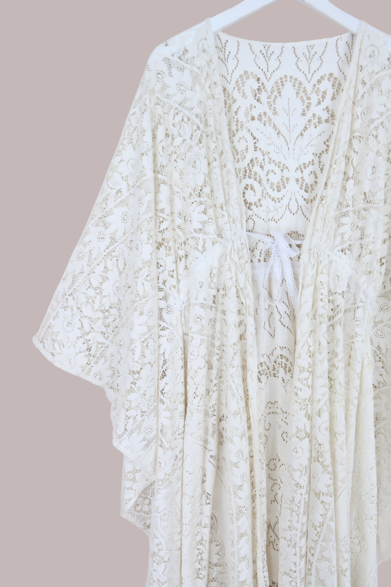 Carlotta Butterfly Robe in Florida White Lace - Free Size