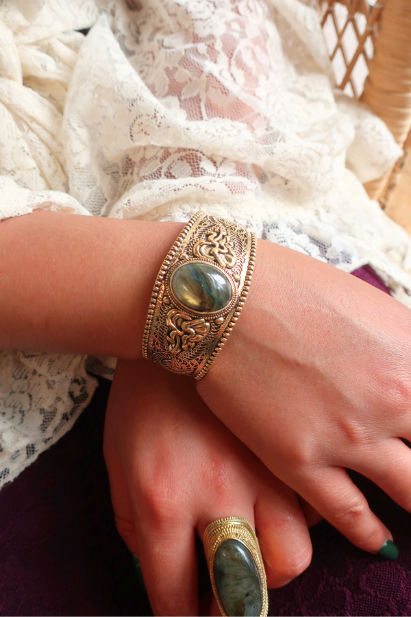 Morgana Bangle in Gold with Marbled Tourmaline