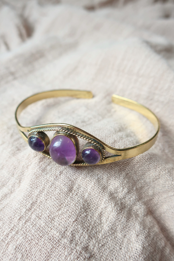 Alchemy Bangle in Gold with Purple Amethyst