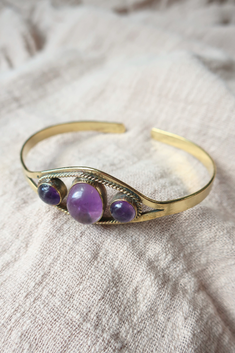 Alchemy Bangle in Gold with Purple Amethyst