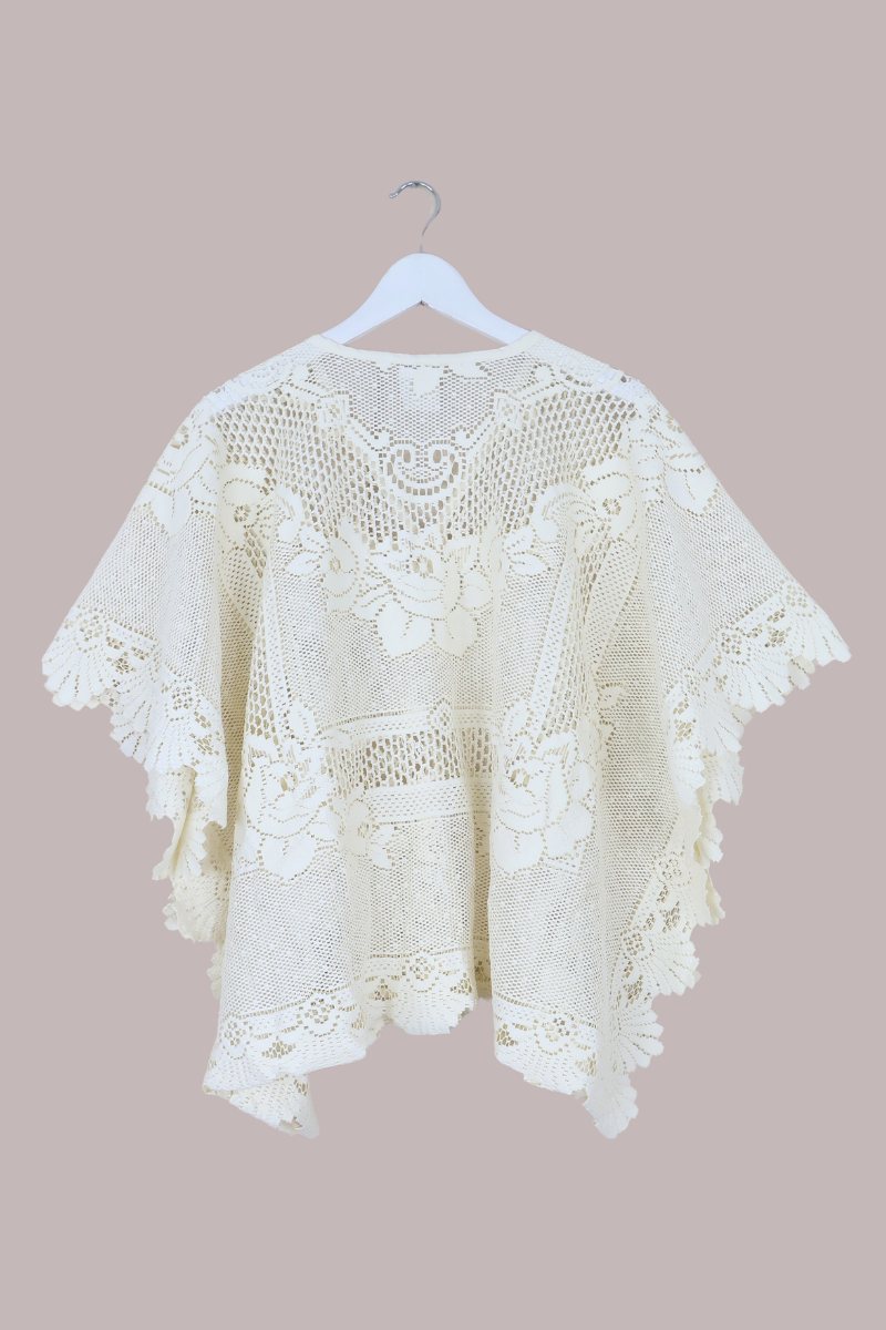 Cleo Buttoned Poncho in Vanilla Cream Lace - Free Size