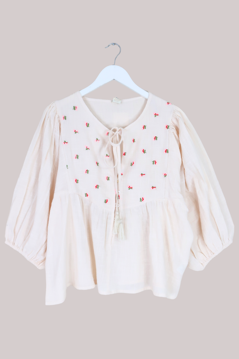 Iris Embroidered Folk Top in Parchment Cream