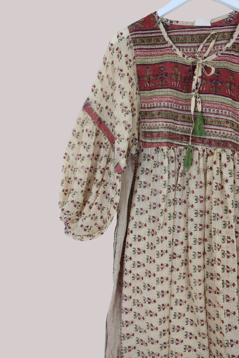 Daisy Vintage Cotton Midi Dress in Parchment & Rust Floral - Size M/L