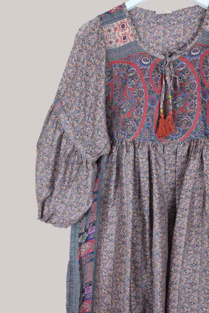 Daisy Vintage Cotton Midi Dress in Misty Silver Peacock Garden - Size M/L