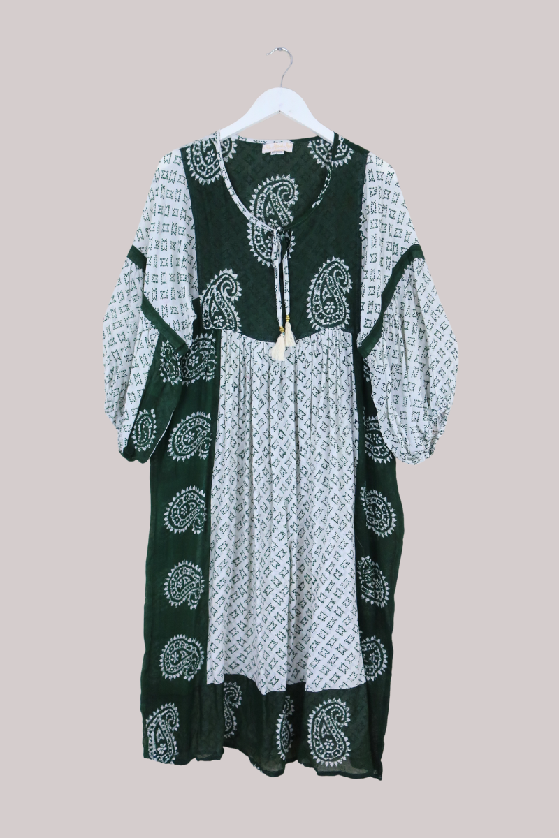 Daisy Vintage Cotton Maxi Dress in Emerald Green & White - Size S/M