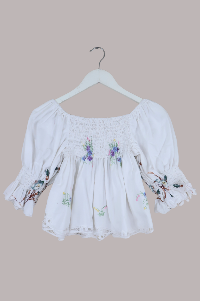 Lucia Vintage Tablecloth Ruched Top in Pastel Purple Pansy Bouquets