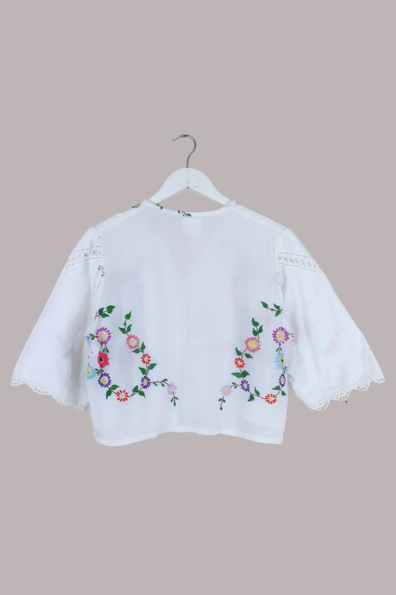 Francesca Vintage Tablecloth Cropped Blouse in Wildflower Meadow - Free Size