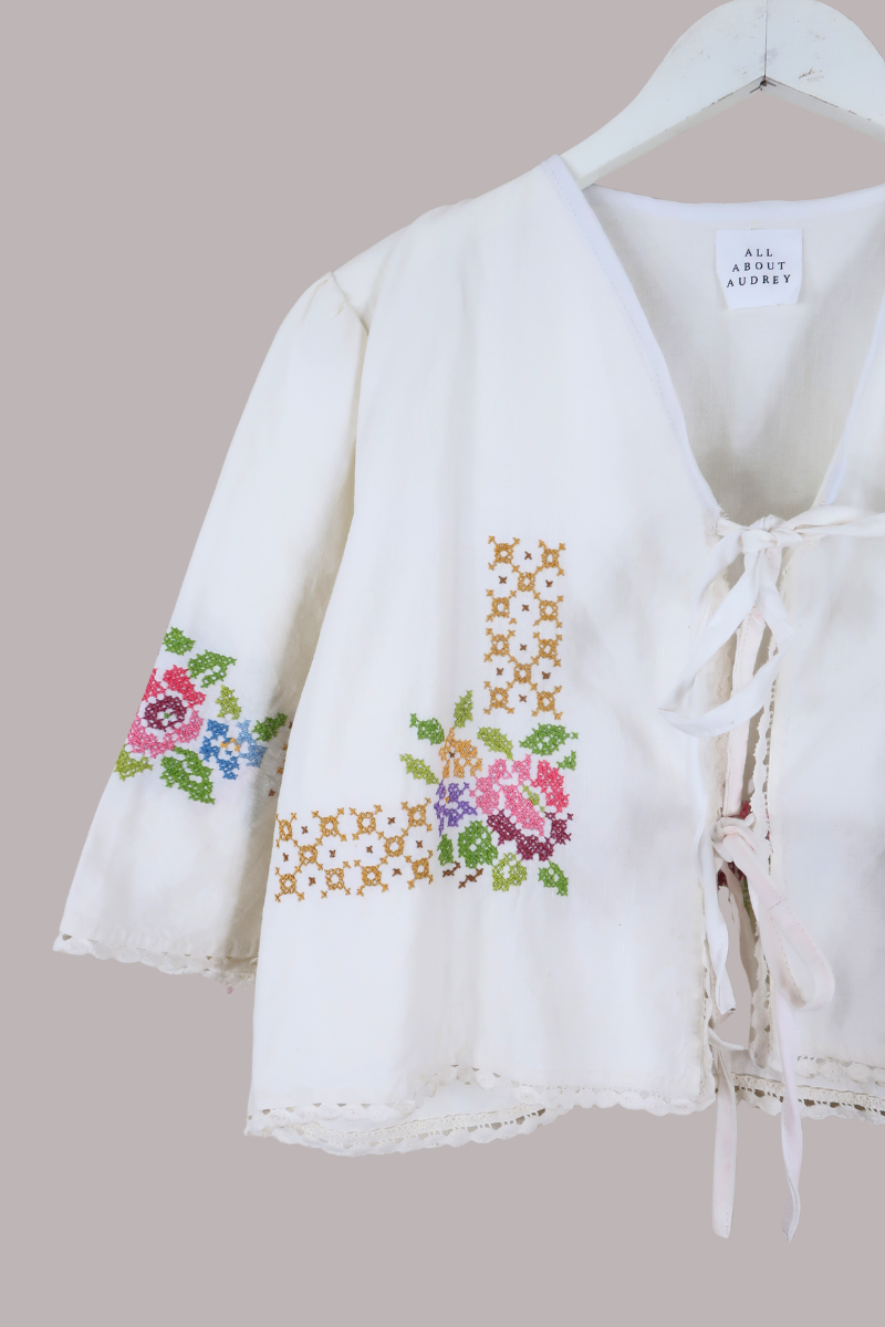 Francesca Vintage Tablecloth Cropped Blouse in Harvest Florals - Free Size