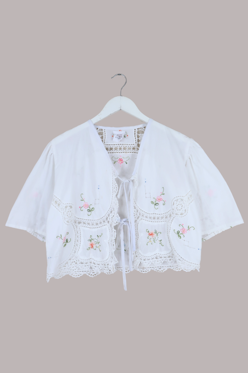 Francesca Vintage Tablecloth Cropped Blouse in Dainty Petal Pink - Free Size