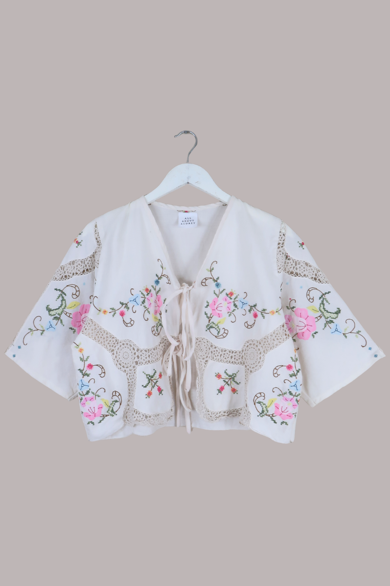 Francesca Vintage Tablecloth Cropped Blouse in Folklore Wildflowers - Free Size