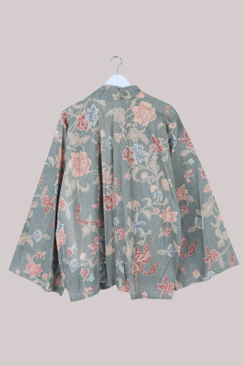Emmeline Vintage Curtain Jacket in Mosaic Wallflowers