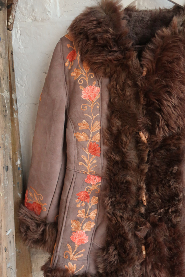 Embroidered Sheepskin Coat in Cedar & Apricot Florals - Size XS/S