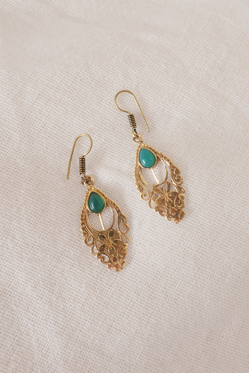 Floral Green Onyx Fans Gold Plated Earrings