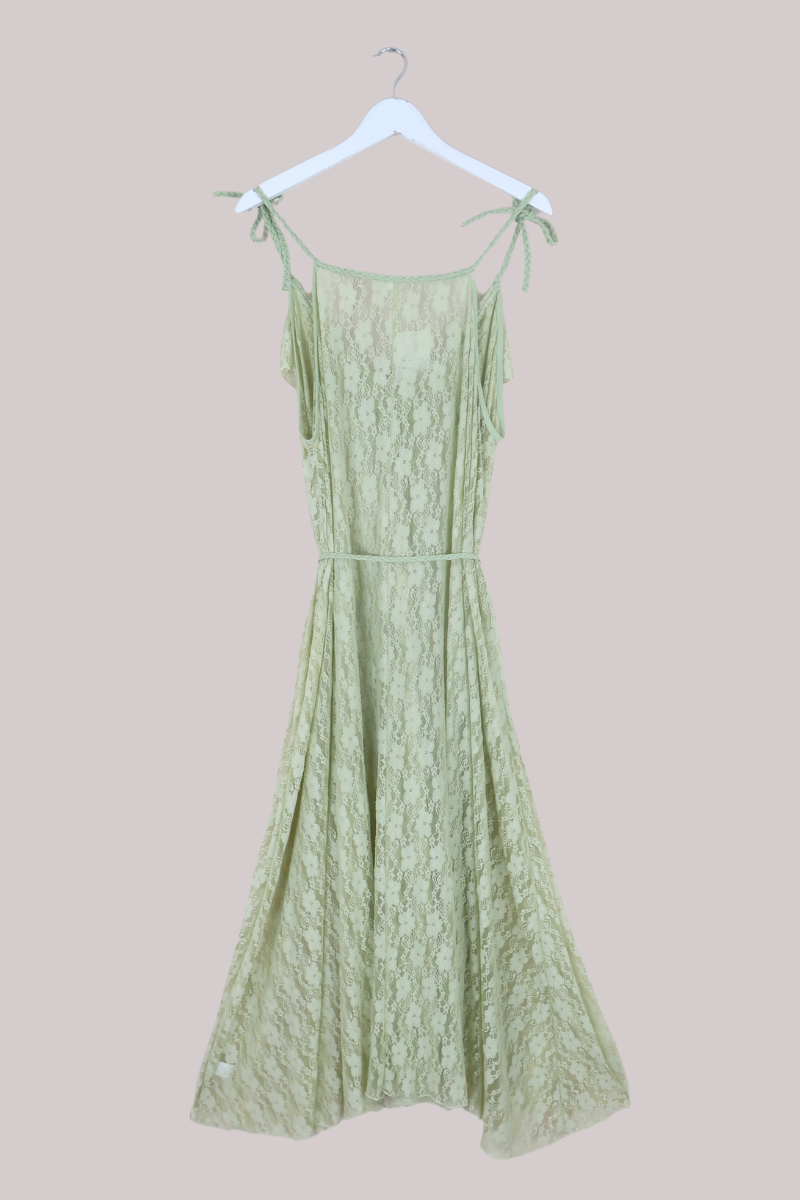 Delphi Maxi Dress in Pistachio Green Chantilly Lace