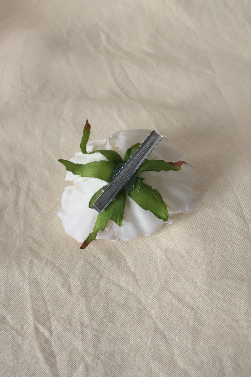 Milk White Flower Barrette