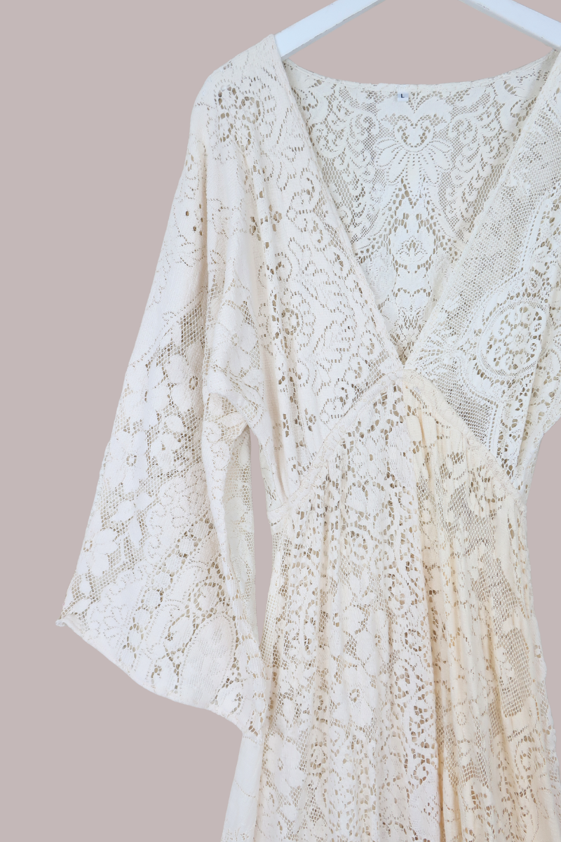 Giselle Maxi Dress in Apricot Cream Lace - Size M/L