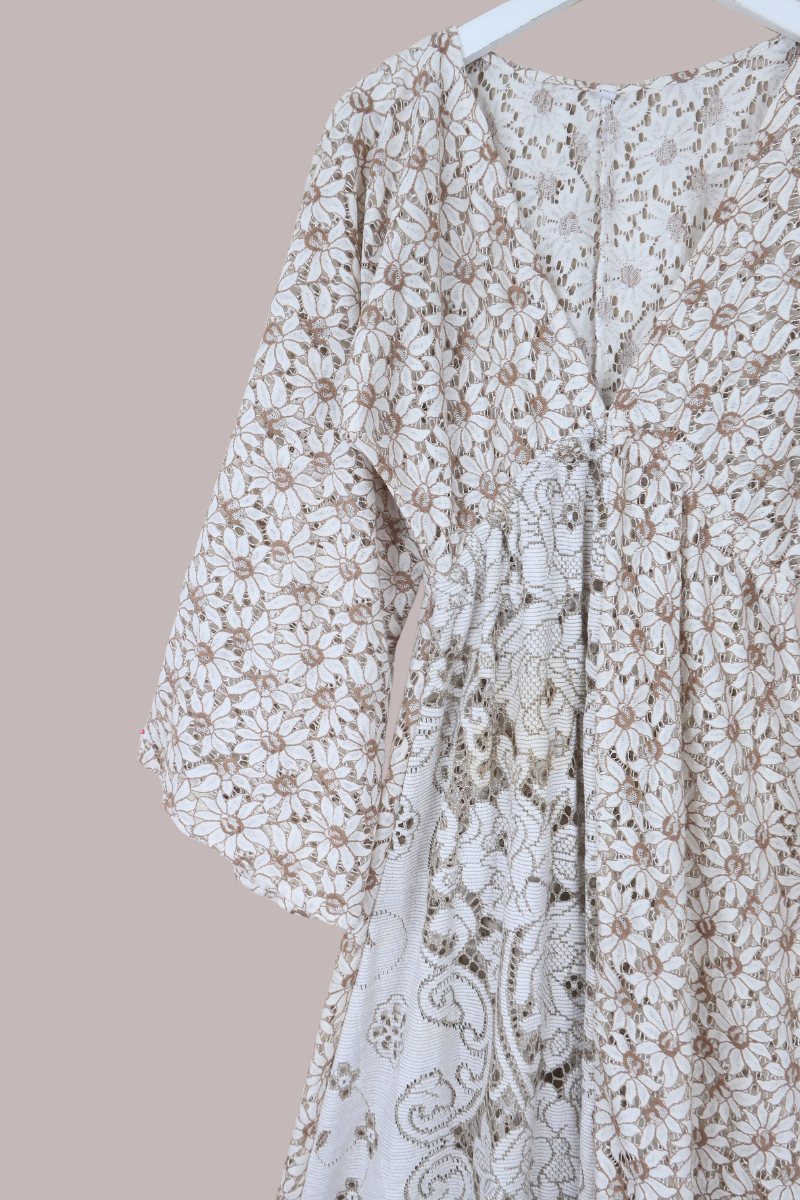 Giselle Maxi Dress in Daisy Chain Lace - Size S