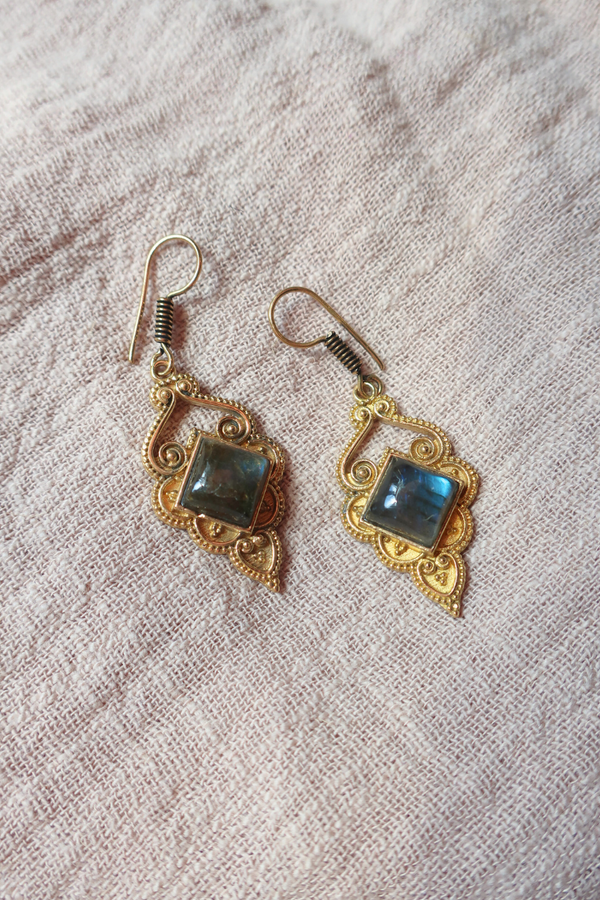 Antique Drop Earrings in Gold with Marbled Tourmaline
