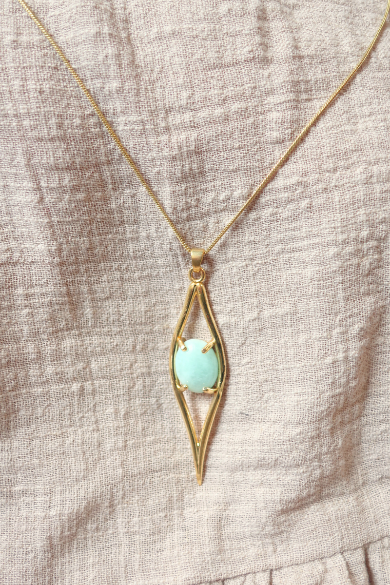 Iris Pendant Necklace in Gold with Amazonite