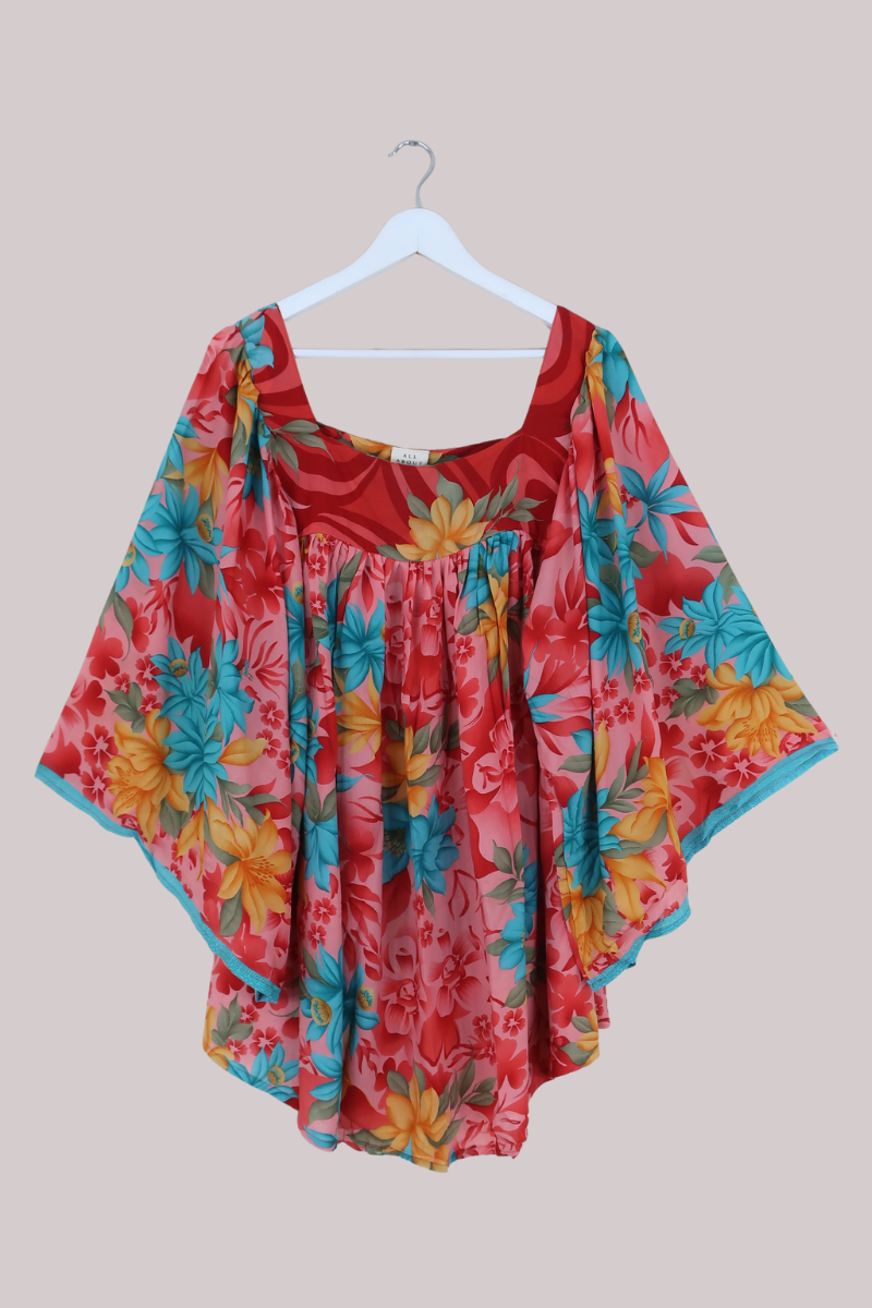 Honey Top in Tropical Coral Florals - Free Size