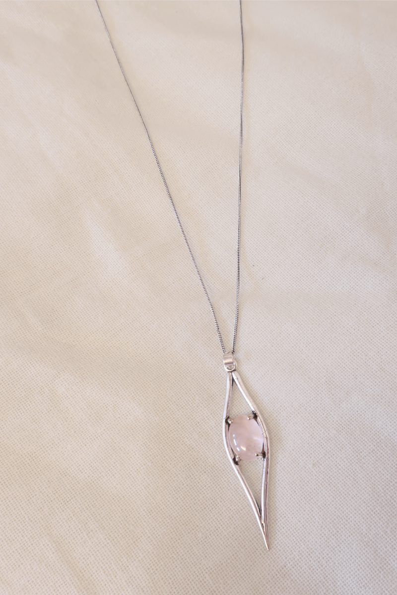 Iris Pendant Necklace in Silver with Rose Quartz