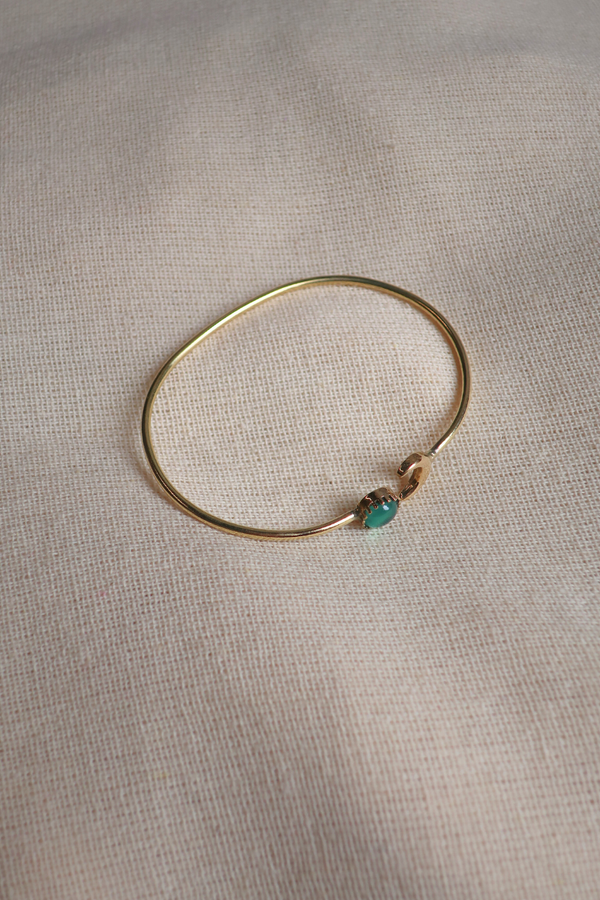 Moonlit Bangle in Gold with Green Tourmaline