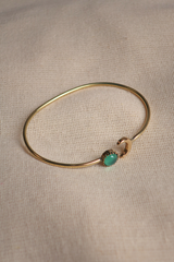 Moonlit Bangle in Gold with Green Tourmaline