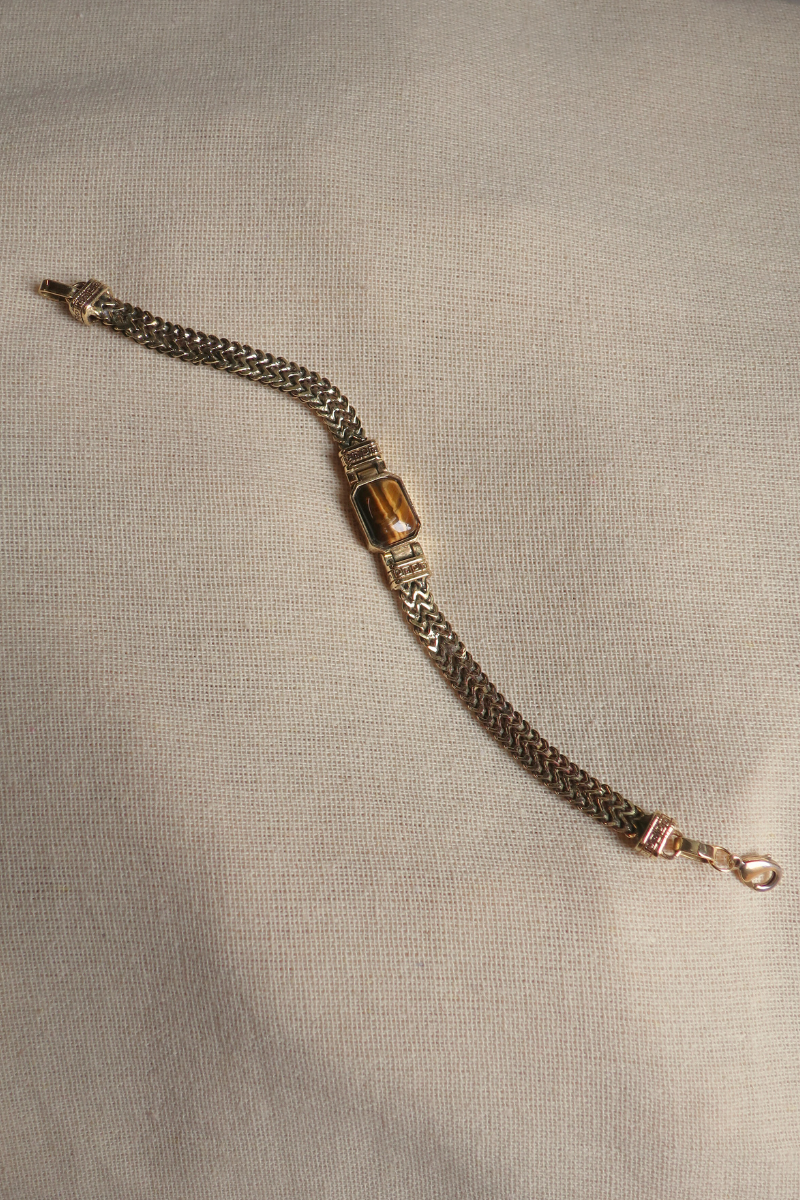 Thick Chain Bracelet in Gold with Tiger's Eye