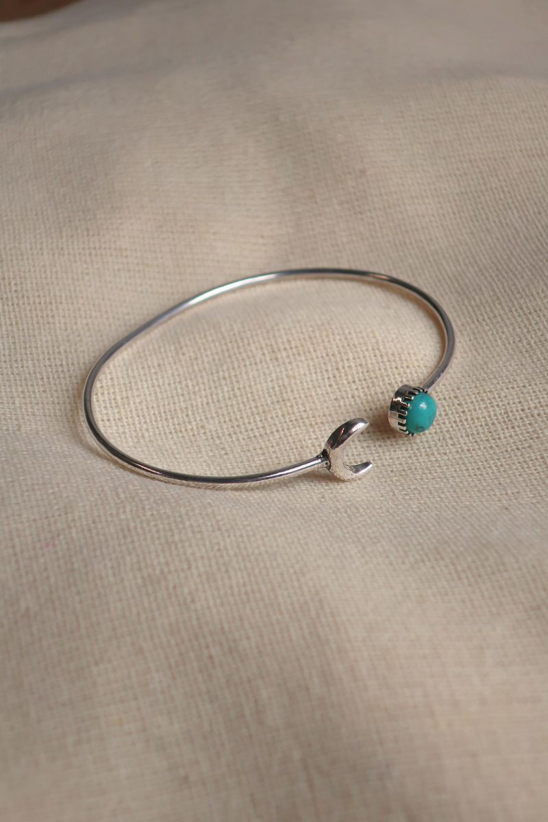 Moonlit Bangle in Silver with Turquoise