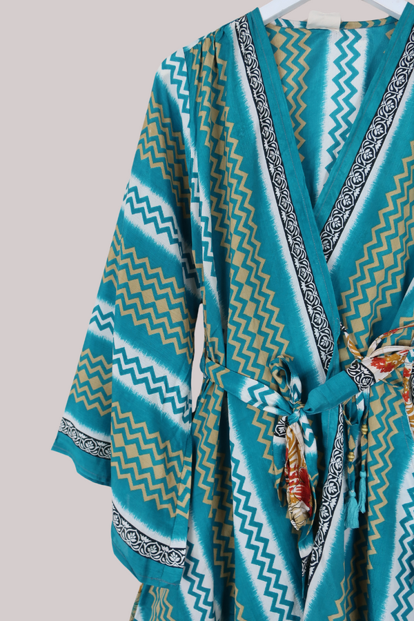 Karina Vintage Sari Jacket - Zig-Zags in the Sand - Size M/L
