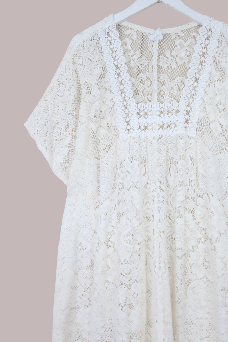 Priscilla Kaftan Dress in Vintage White Lace - Free Size