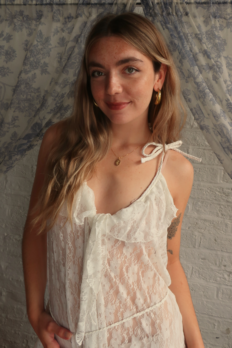 Delphi Maxi Dress in White Swan Chantilly Lace