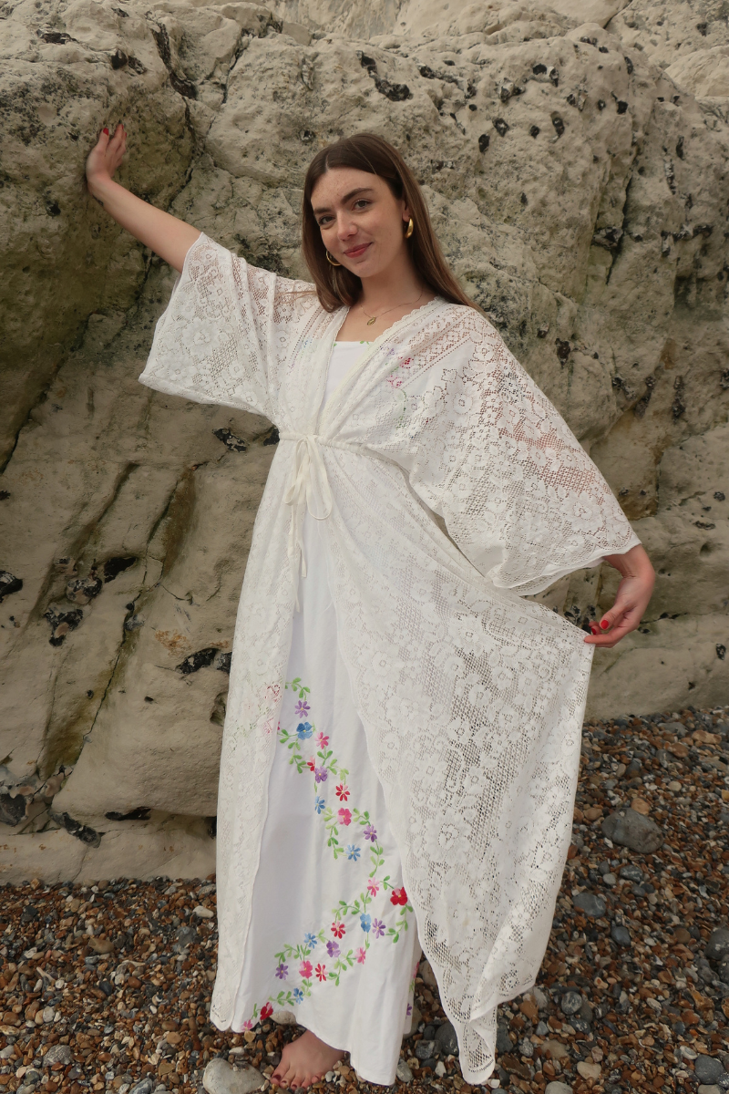 Ramona Robe in Chrysanthemum White Lace - Free Size