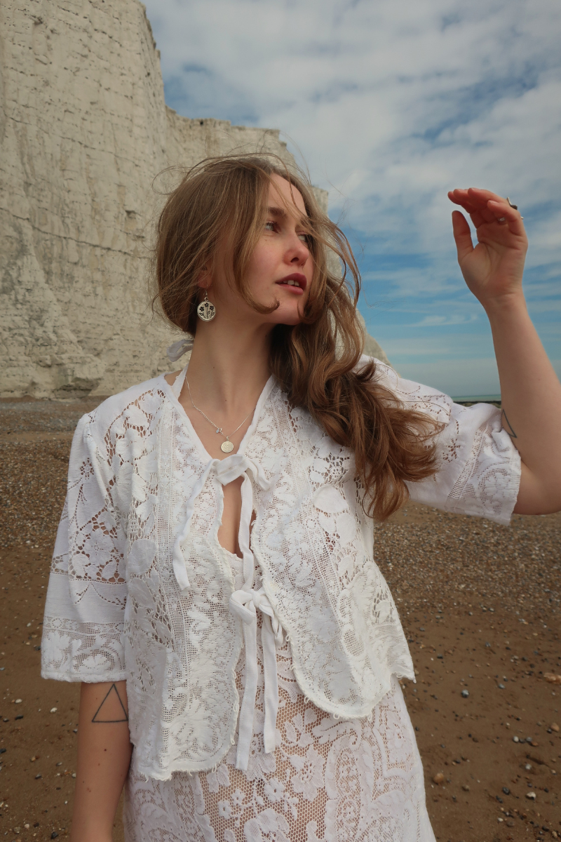 Francesca Cropped Blouse in Dandelion White Lace - Free Size