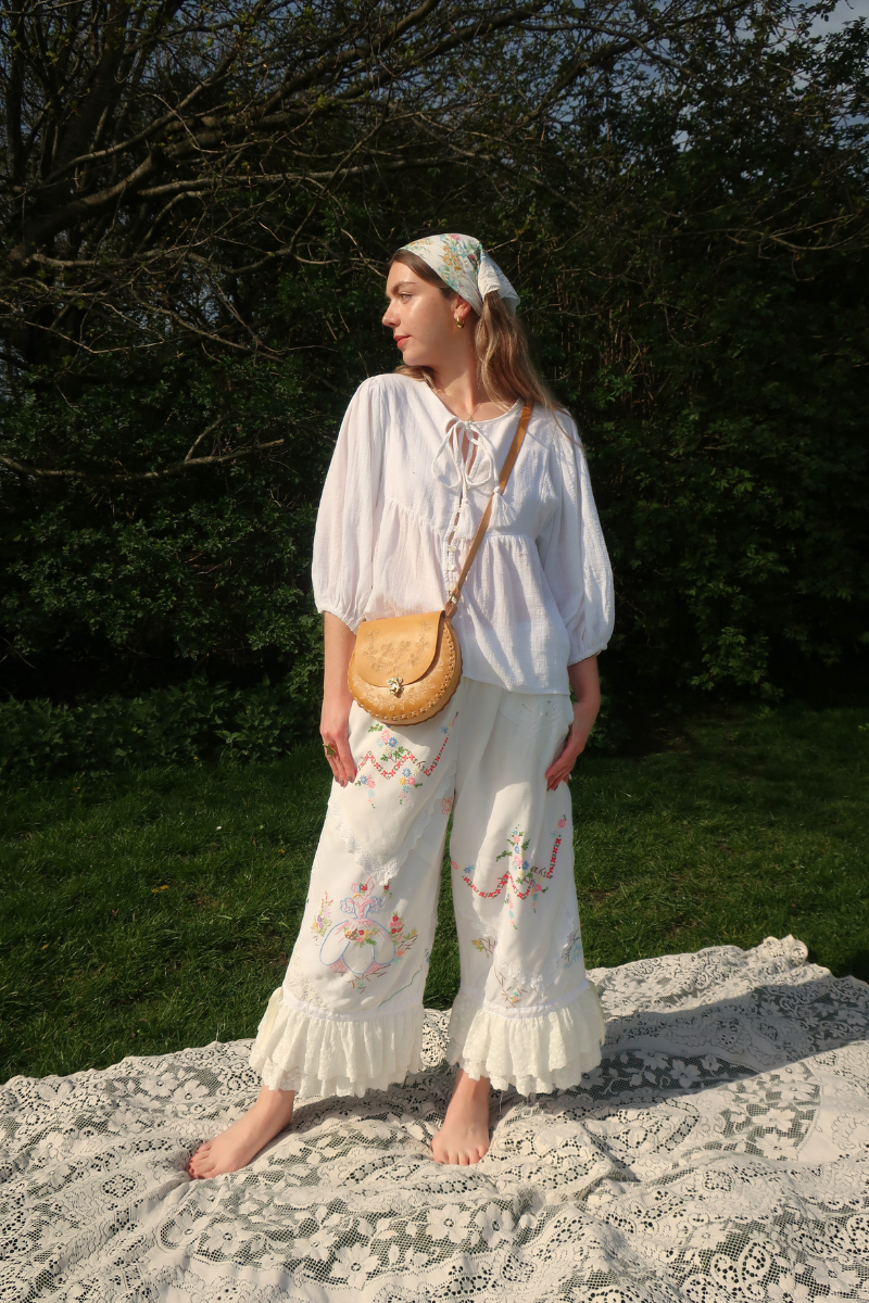 Philippa Vintage Tablecloth Bloomers in Luncheon Floral Embroidery